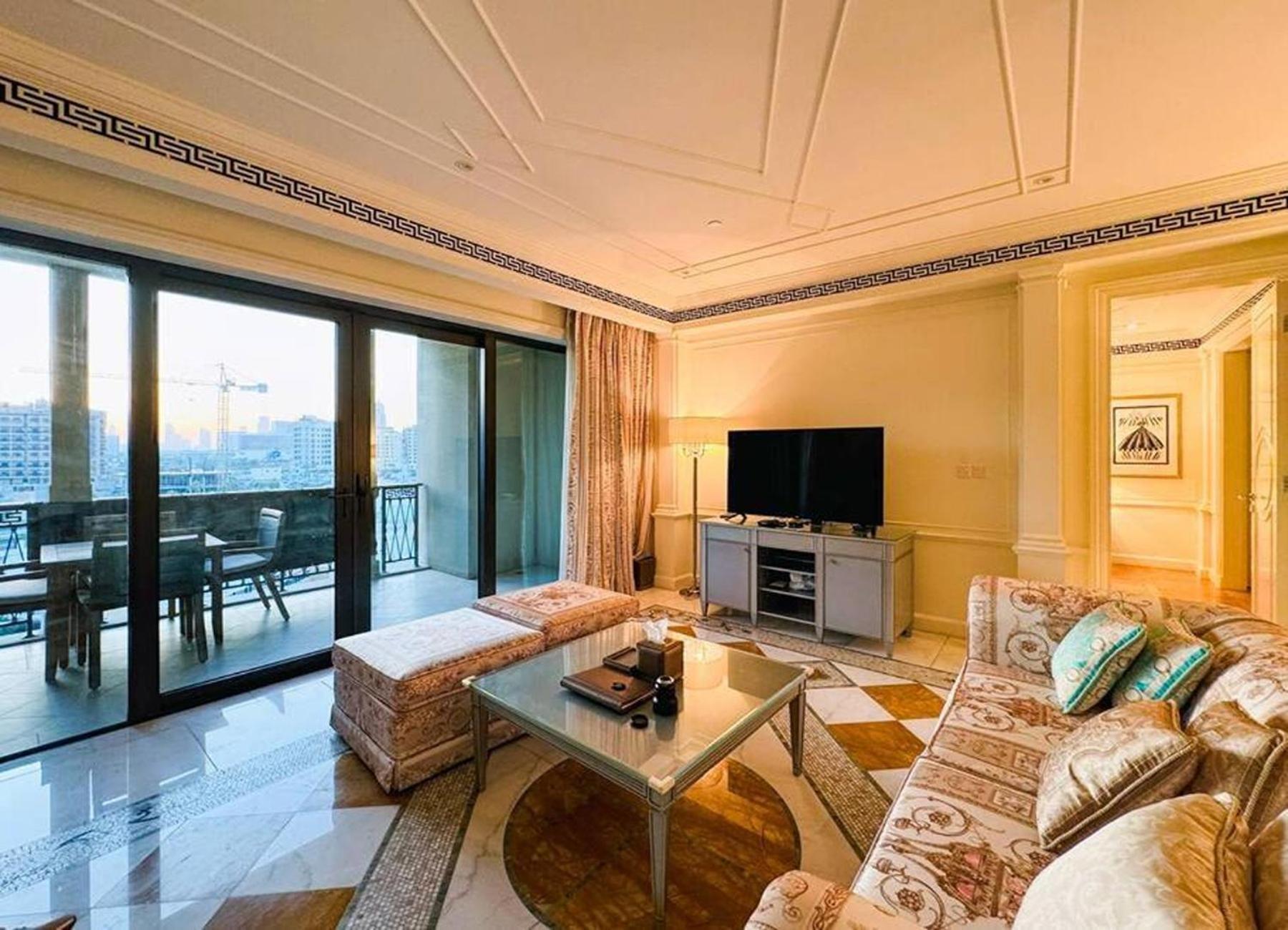 Brown Stone - Palazzo Versace Waterfront View Apartment *